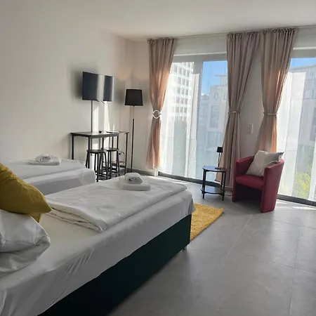 Picasso - Modern & Neu - Apartment Mit Balkon In Bester Lage * 쾰른