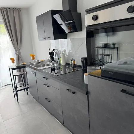 아파트 Picasso - Modern & Neu - Apartment Mit Balkon In Bester Lage