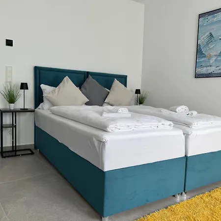 Apartamento Picasso - Modernes Mit Balkon Naehe & Dom - Colonia